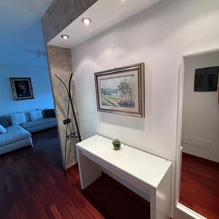 Casa Rino- Rho Fieraアパートメント エクステリア 写真